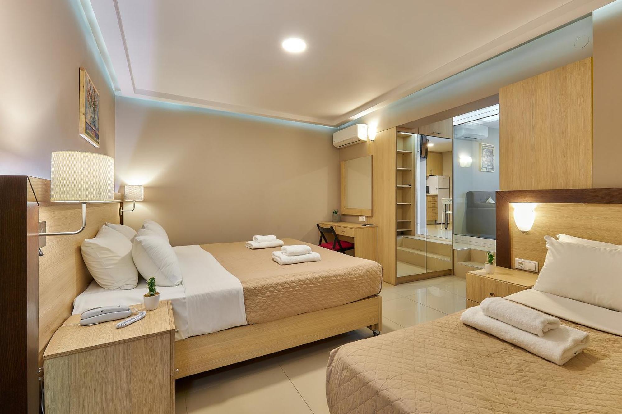 Dorian Boutique Hotel-Apartments ヘルソニソス エクステリア 写真