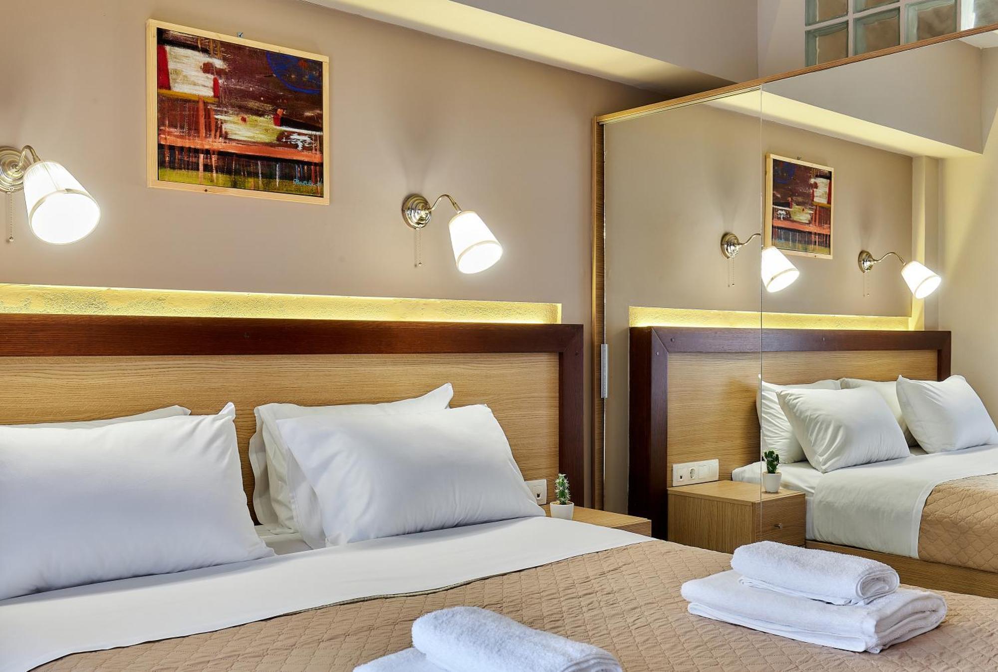 Dorian Boutique Hotel-Apartments ヘルソニソス エクステリア 写真