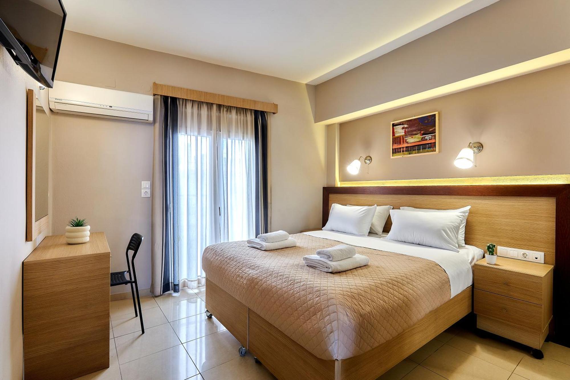 Dorian Boutique Hotel-Apartments ヘルソニソス エクステリア 写真