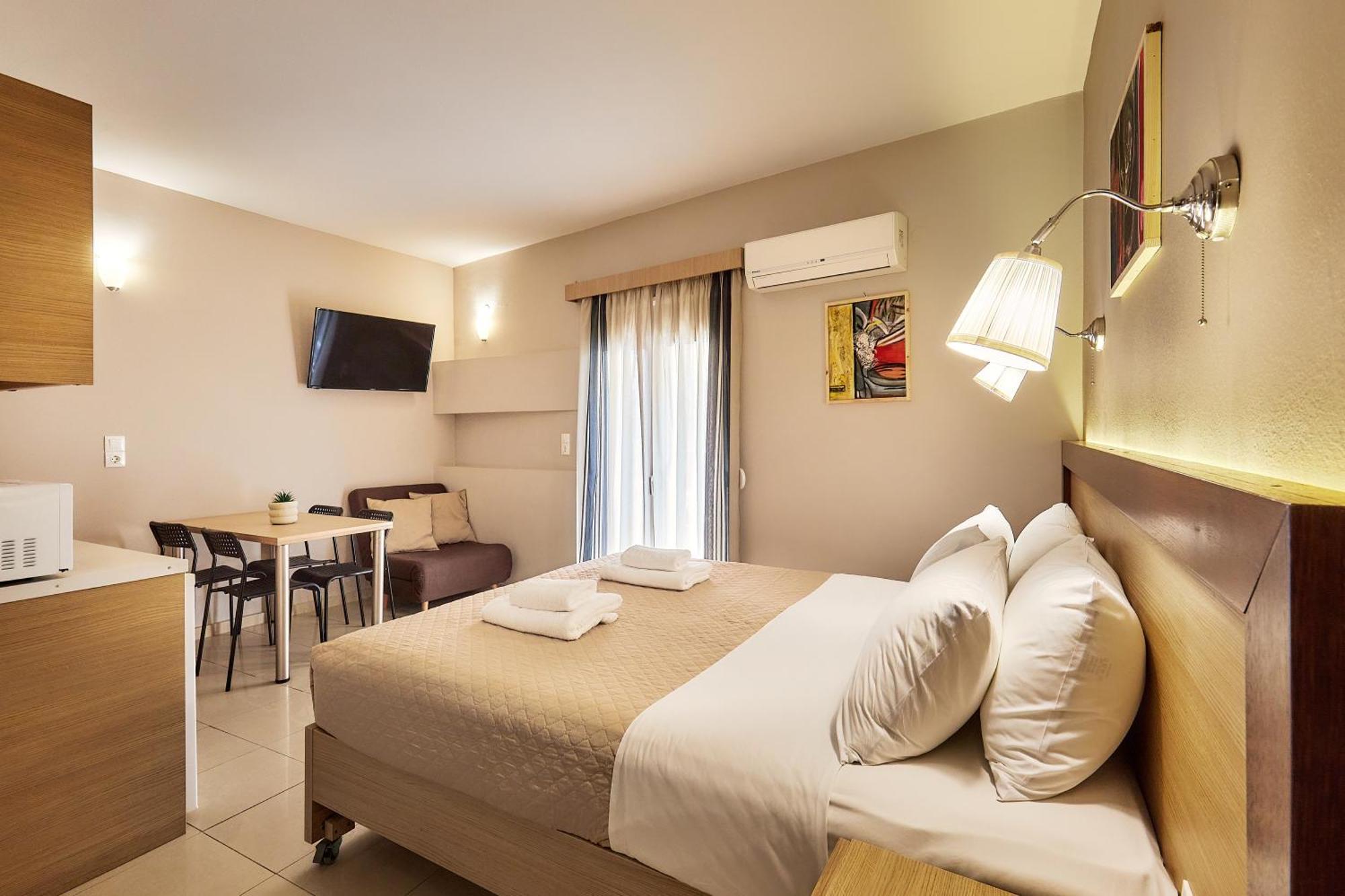 Dorian Boutique Hotel-Apartments ヘルソニソス エクステリア 写真